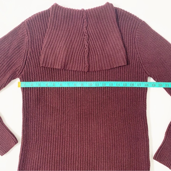 Abercrombie & Fitch Chunky Knit Turtleneck Tunic Sweater in Eggplant - Size M - Picture 8 of 8